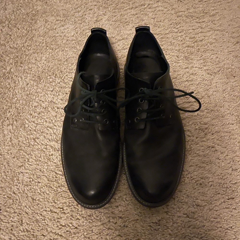 Men’s Ecco Black Dress Shoes Size 10 - Picture 2 of 4